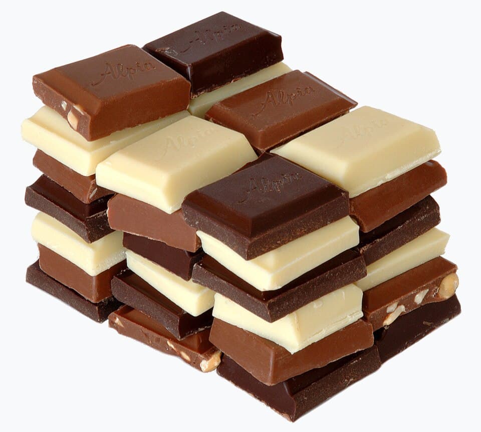 Milk chocolate bar